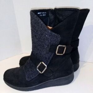 Born Women’s Kore‎ Wedge Boots Black. Sz. 7.5